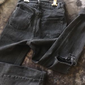 High waisted Mom jeans